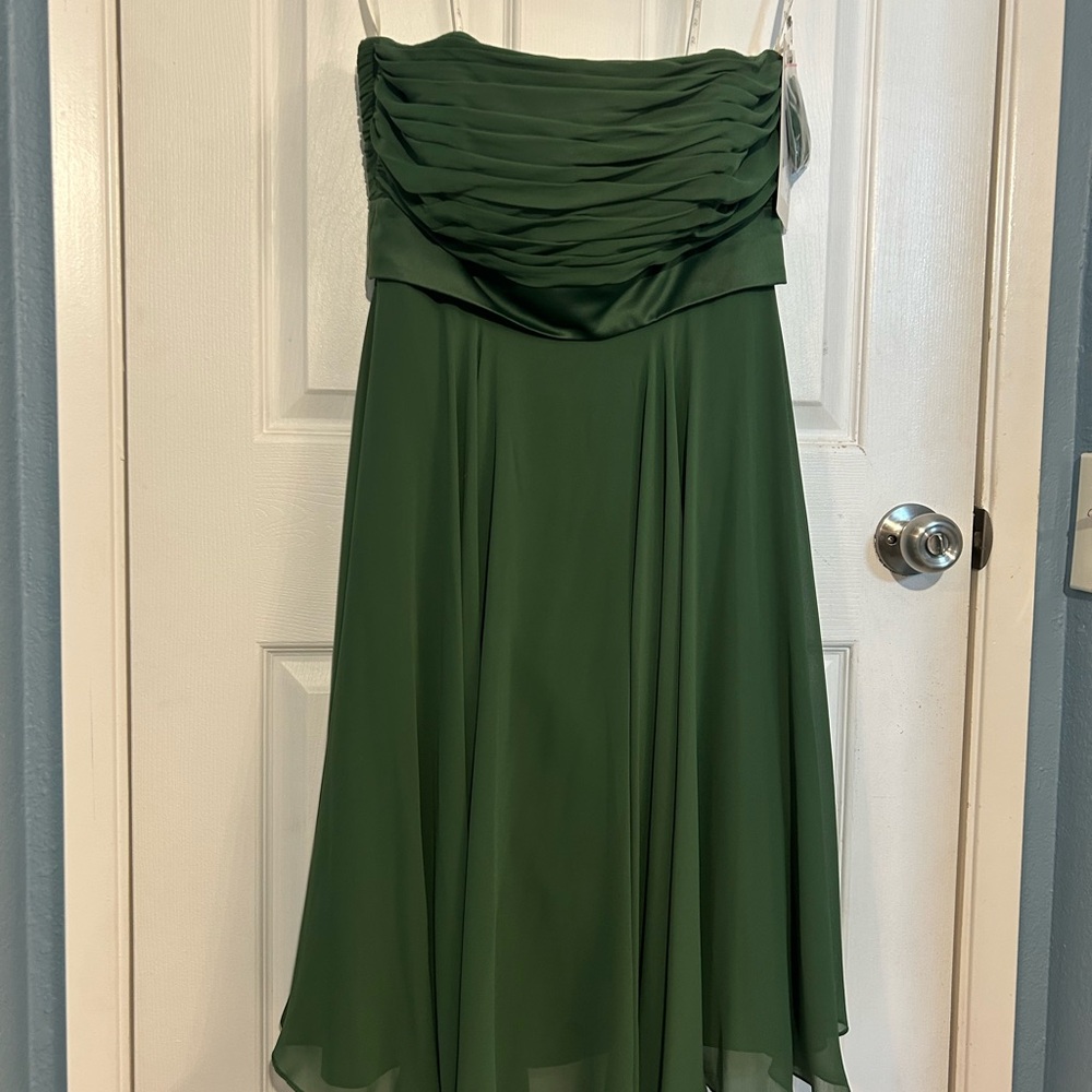 Chic Strapless Green Dress